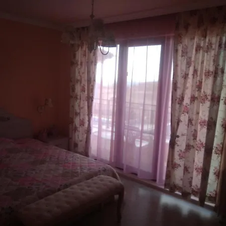 Вили Романтика Villa Pomorie