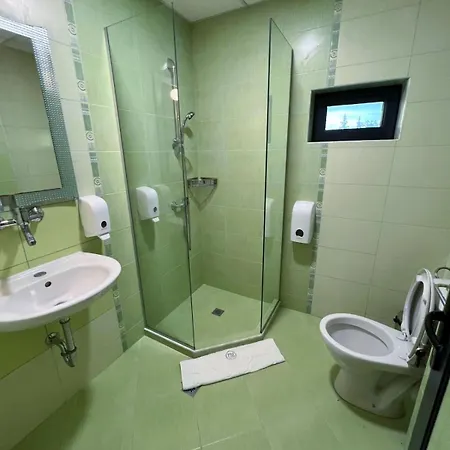 Pensión Pino - Villa, Casa, Cucina е Terrazza Albena