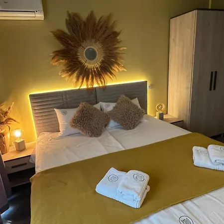 Pino - Villa, Casa, Cucina е Terrazza Pensión