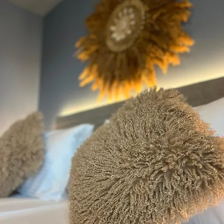 Pino - Villa, Casa, Cucina е Terrazza 4*