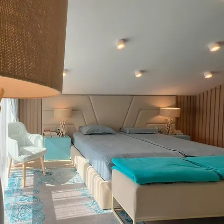 Pino - Villa, Casa, Cucina е Terrazza Vendégház