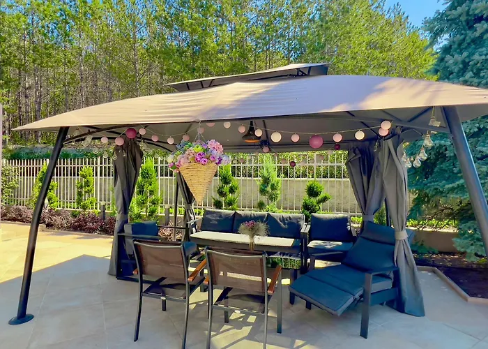 Къща за гости Pino - Villa, Casa, Cucina е Terrazza Албена