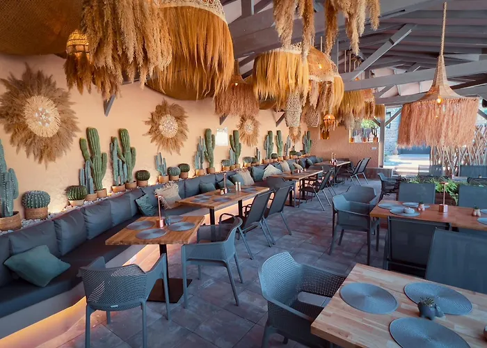 Pino - Villa, Casa, Cucina е Terrazza 4* Албена